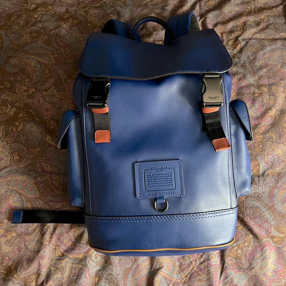Coach Rivington Backpack - Picture 1 of 10